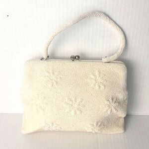 Marshall Field & Company 50's  Vintage Kisslock Beaded Cream Satchel Bag